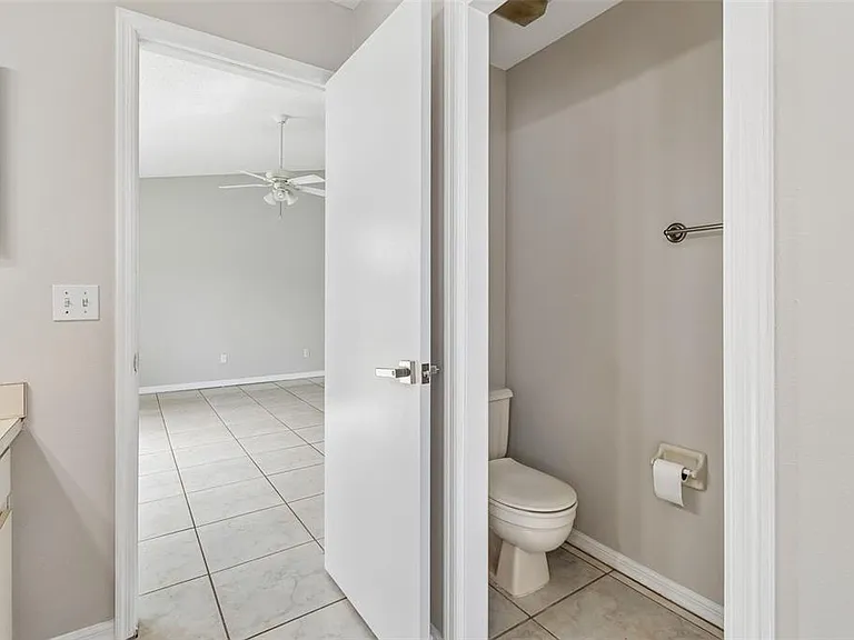 10105 Sea Spray Pl — Photo 40