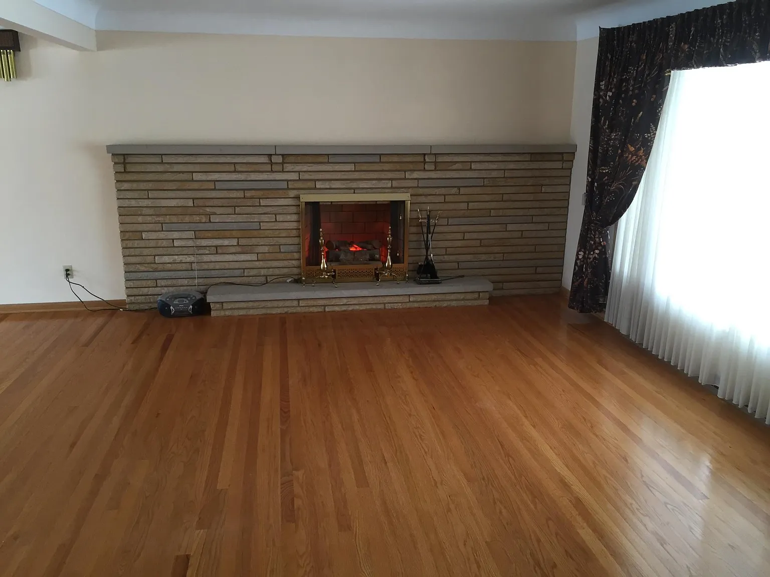 3 bed, 1.5 bath, 1535 sqft, $2,350 — Photo 4