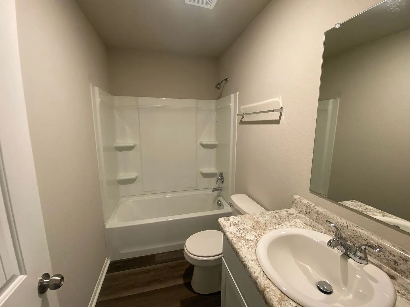 3 Bedroom/2Bathroom home close to ASU and NEA Baptist!! — Photo 3