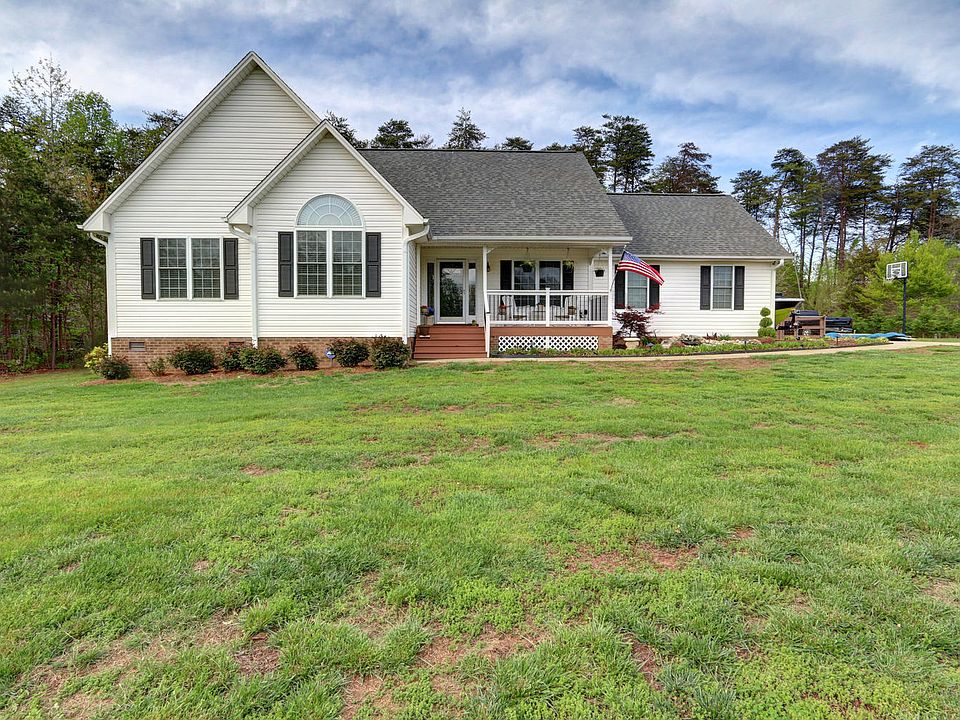 1st image of 1115 Foxhaven Dr