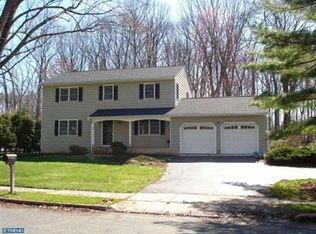 22 Benford Dr, Princeton Junction, NJ 08550