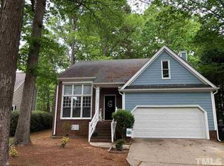 1325 Bridgeport Dr, Raleigh, NC 27615