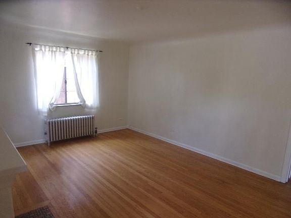 5th image of 638 Clermont St