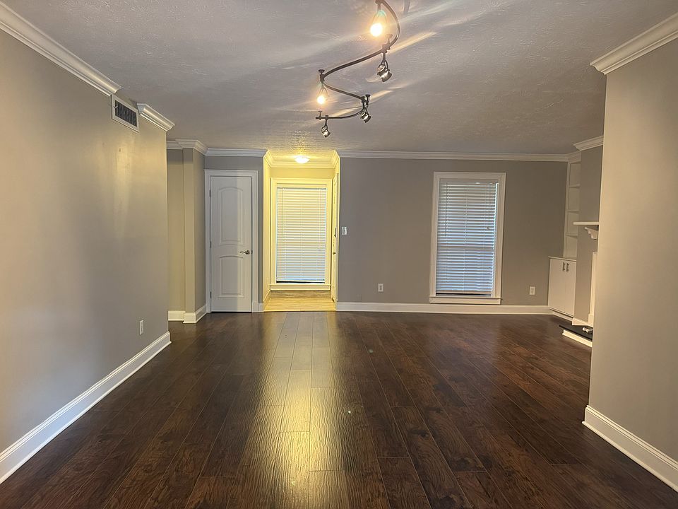 Living room (side view)