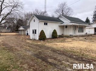 170 W Railroad St, Roseville, IL