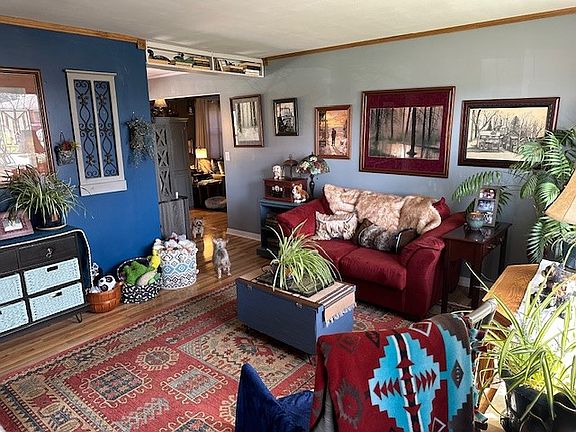 4th image of 2483 Foxchase Ct E