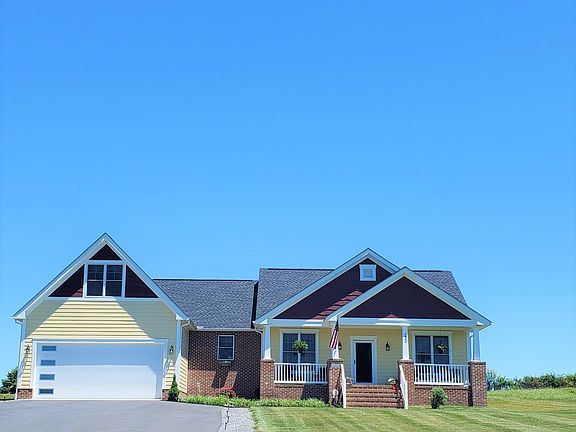 2nd image of 130 Lilly Bell Dr
