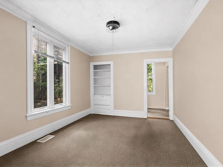 10-12 S 16th Ave E #10 — Photo 19