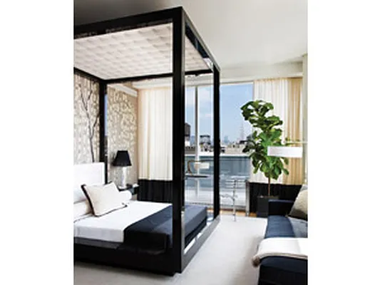 Sold by Corcoran | media 24