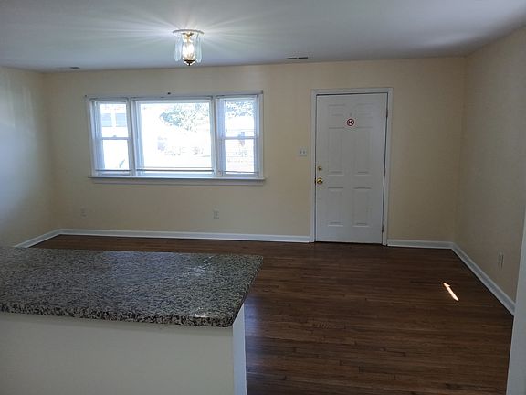 2nd image of 433 Rogers Ave