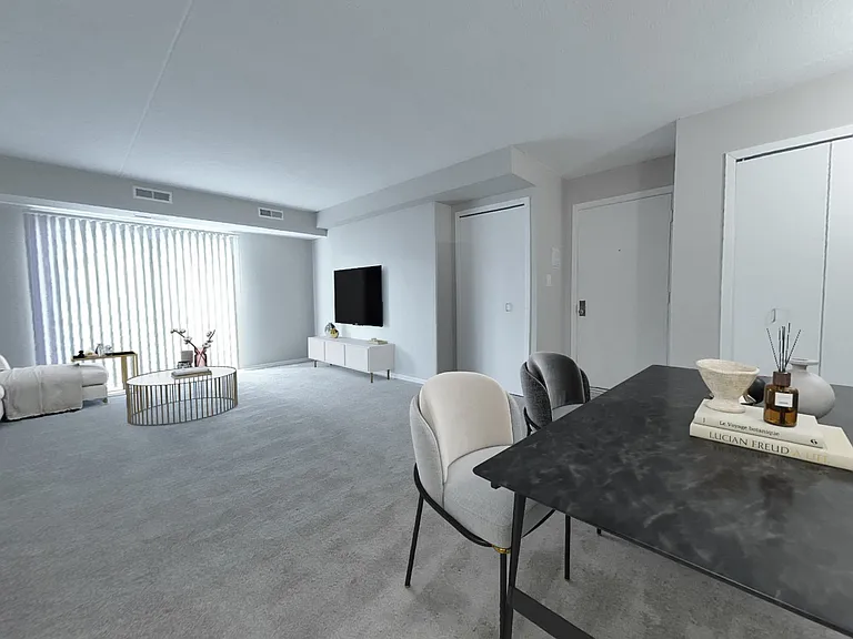 Liberty Hill Apartments — Photo 10