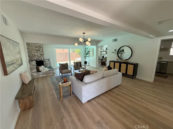 10579 Lev Ave, Mission Hills, CA 91345