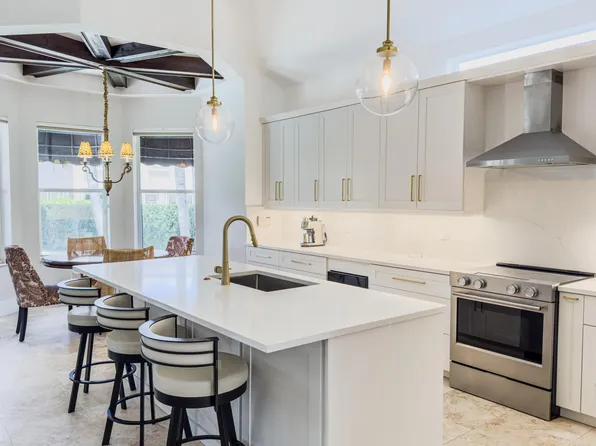 2060 Reston Circle, Royal Palm Beach, FL 33411