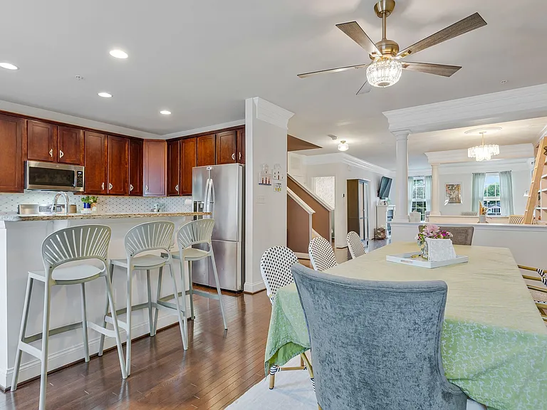 703 Skippers Ln — Photo 7