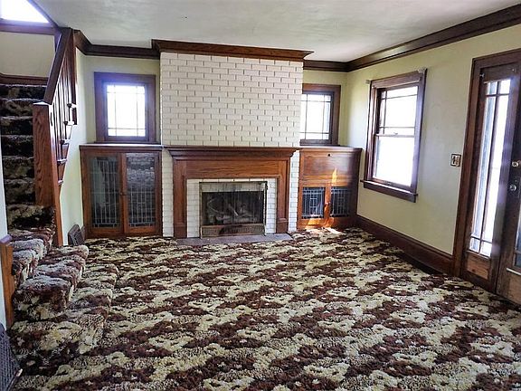 3rd image of 1017 9th Ave S