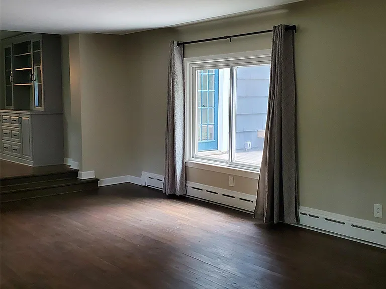 249 W Buell Rd E — Photo 26
