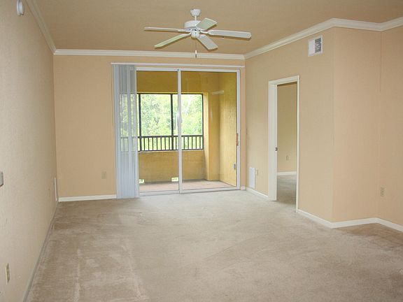 4th image of 8539 GATE Parkway W #134