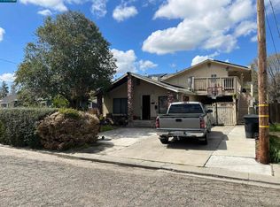 527 S Walnut Ave, Ripon, CA 95366