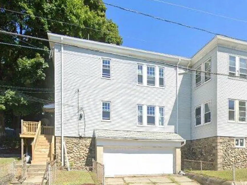 30 Lawrence St #1