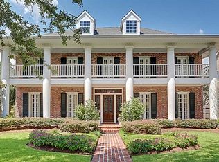 11 Rue Royale, Metairie, LA 70002