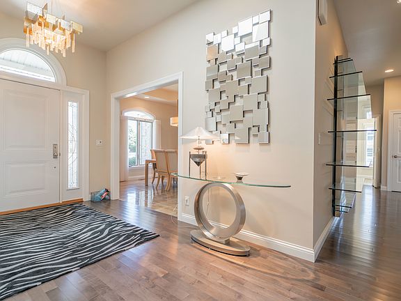 5th image of 287 Barrington Ln