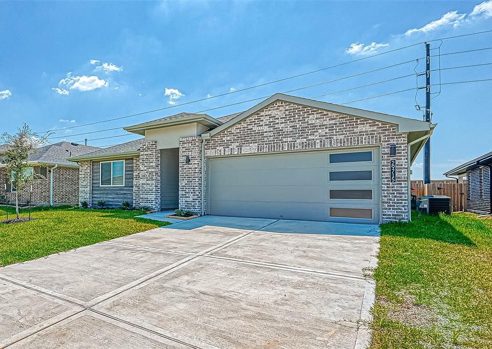 1st image of 29715 Cayenne Cir