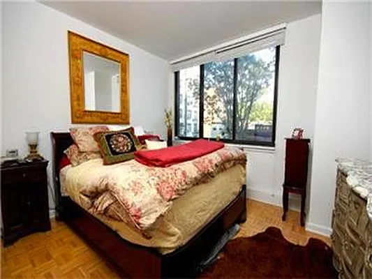 Rented by E Property Group | media 33