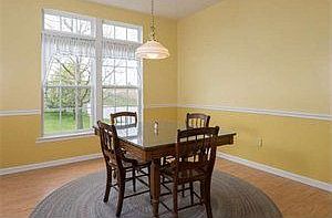 5th image of 75 Carla Ln