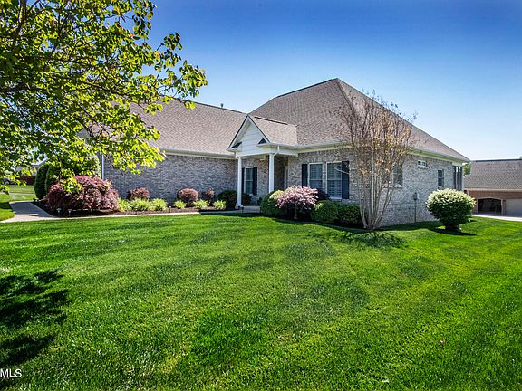 2nd image of 164 Shadowbay Ln #1