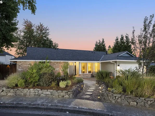 11835 SW Wagonwheel Ct, Beaverton, OR 97008