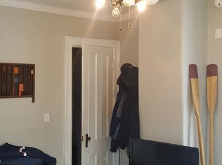 326 S Union St APT 4, Burlington, VT 05401