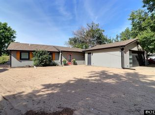 S 1121 Cottonwood Ln, Fremont, NE 68025