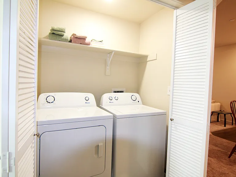 Lassen Villa Apartments — Photo 55