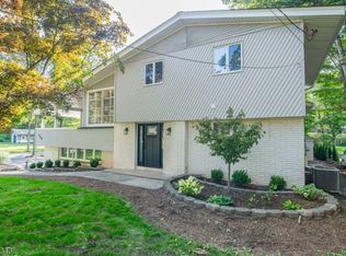 569 Green Pond Rd, Rockaway, NJ 07866