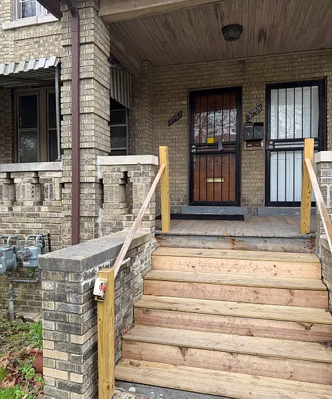 3757 Blaine St — Photo 2