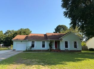 6816 Woodmark Dr, Fayetteville, NC 28314
