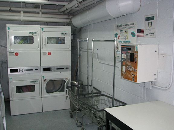 5th image of 6535 Broadway APT 6K