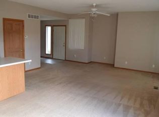 2033 Anjali Way #3, Machesney Park, IL 61115