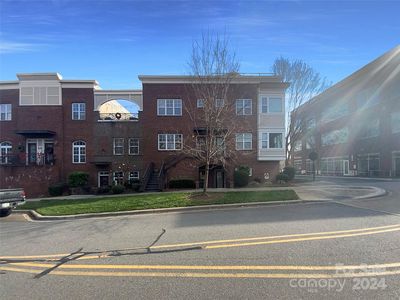 210 Harbour Place Dr, Davidson, NC, 28036