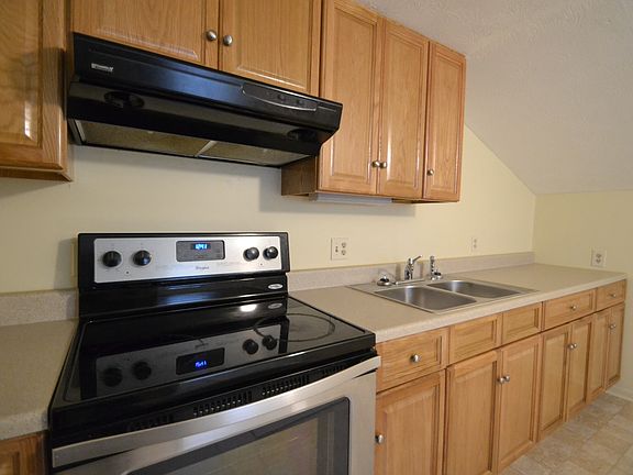 3rd image of 2206 Stuarts Draft Hwy #A
