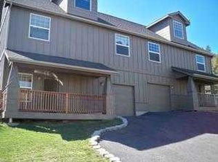1779 NE Lotus Dr, Bend, OR 97701