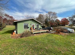 174 Green Vale Ln, Franklin, NC 28734