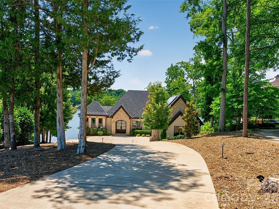 1st image of 3252 Ashwood Park Dr #288