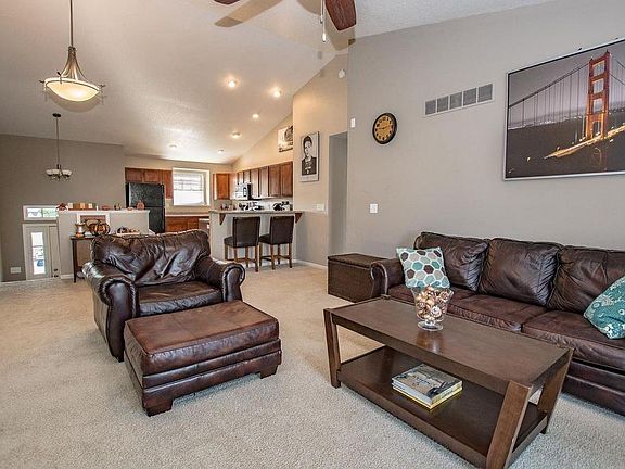 5th image of 1687 Vandello Cir