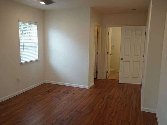 5th image of 3424 35th St