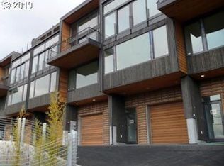 317 Sherman Ave APT 8, Hood River, OR 97031