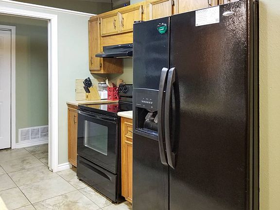 5th image of 4018 Shenandale St