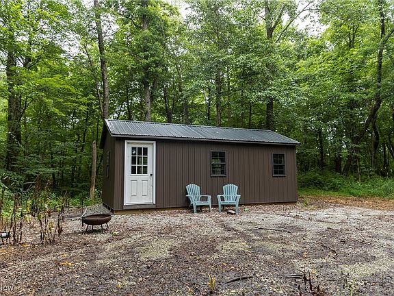 3rd image of 51663 Township Road 159