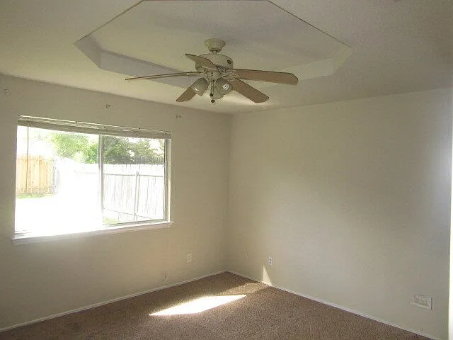 1213 Fox Creek Dr — Photo 9