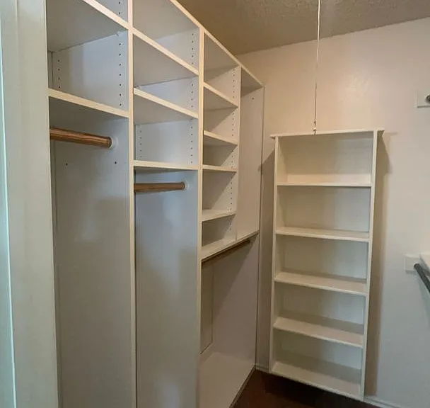 4008 Alava Dr — Photo 23